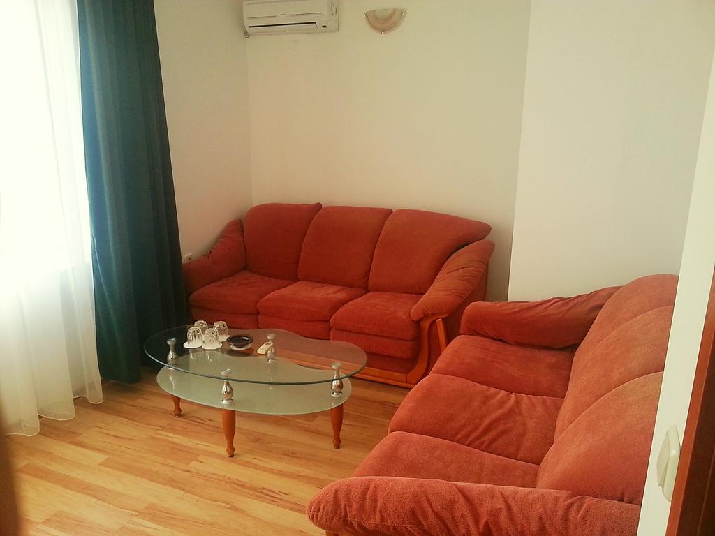 Guest House Rona - Free Parking And Sea View Sveti Vlas Eksteriør billede